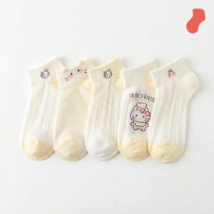 Milky Kitty Ankle Socks